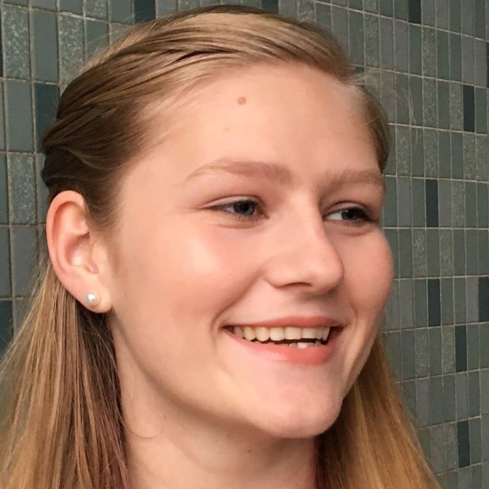 Meet your Posher, Samantha